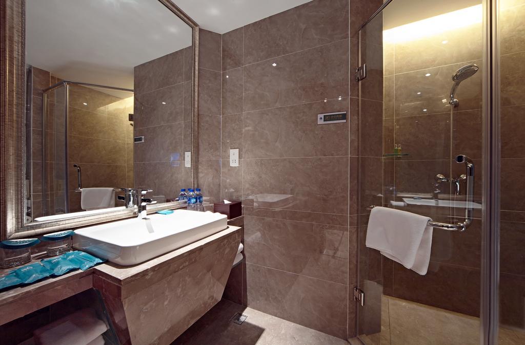 Chilbosan Hotel Shenyang Room photo